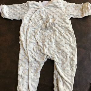 2, 0-3 month Chick Pea sleepers